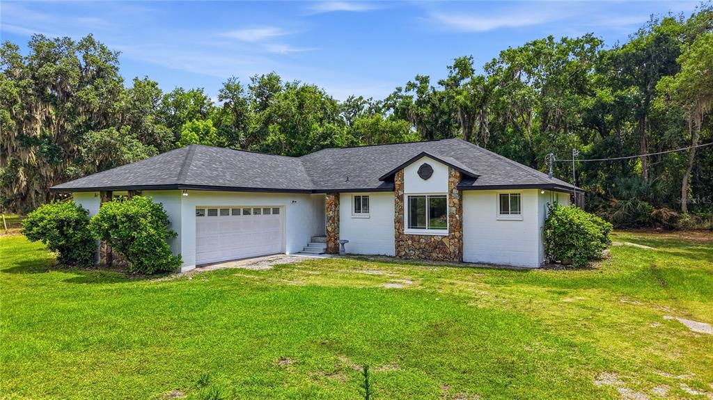 For Sale: $574,900 (3 beds, 2 baths, 1597 Square Feet)