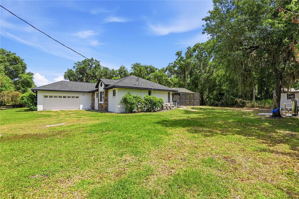 For Sale: $574,900 (3 beds, 2 baths, 1597 Square Feet)