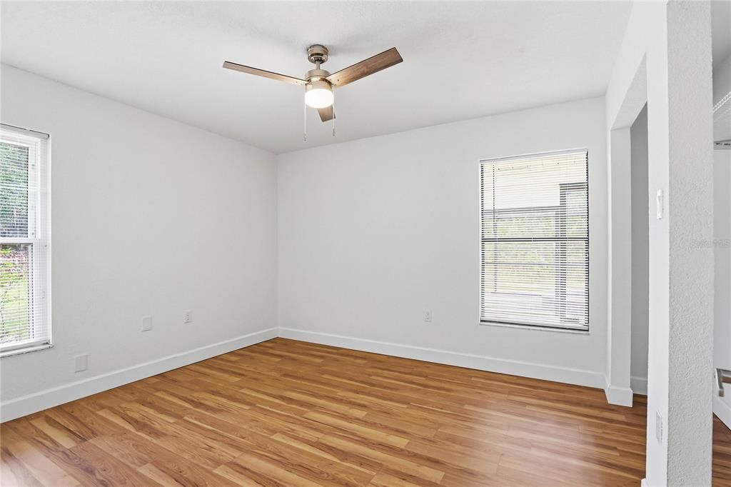 For Sale: $574,900 (3 beds, 2 baths, 1597 Square Feet)