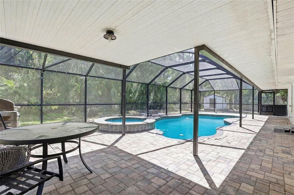 For Sale: $574,900 (3 beds, 2 baths, 1597 Square Feet)