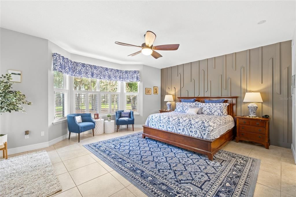 Activo con contrato: $899,900 (4 camas, 2 baños, 2912 Pies cuadrados)