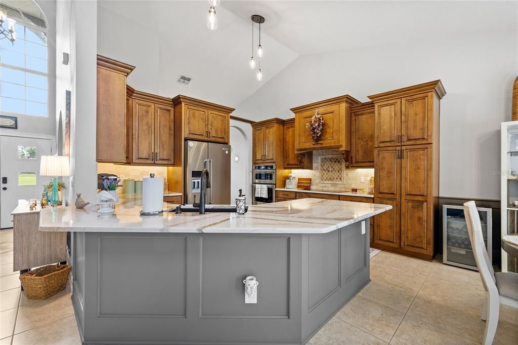 Activo con contrato: $899,900 (4 camas, 2 baños, 2912 Pies cuadrados)