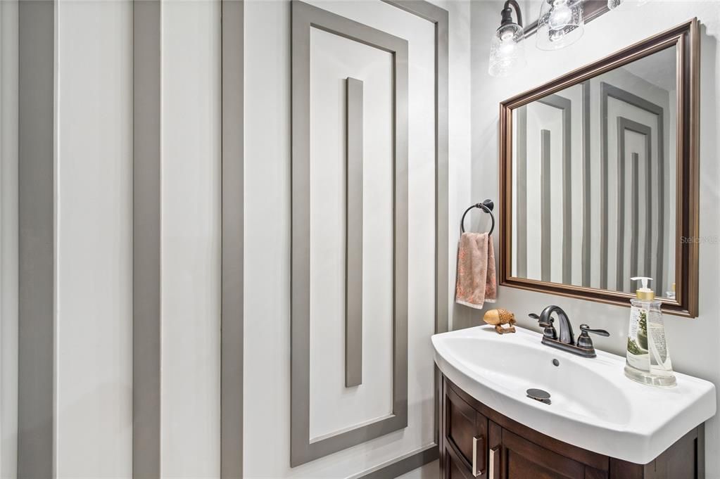 Activo con contrato: $899,900 (4 camas, 2 baños, 2912 Pies cuadrados)