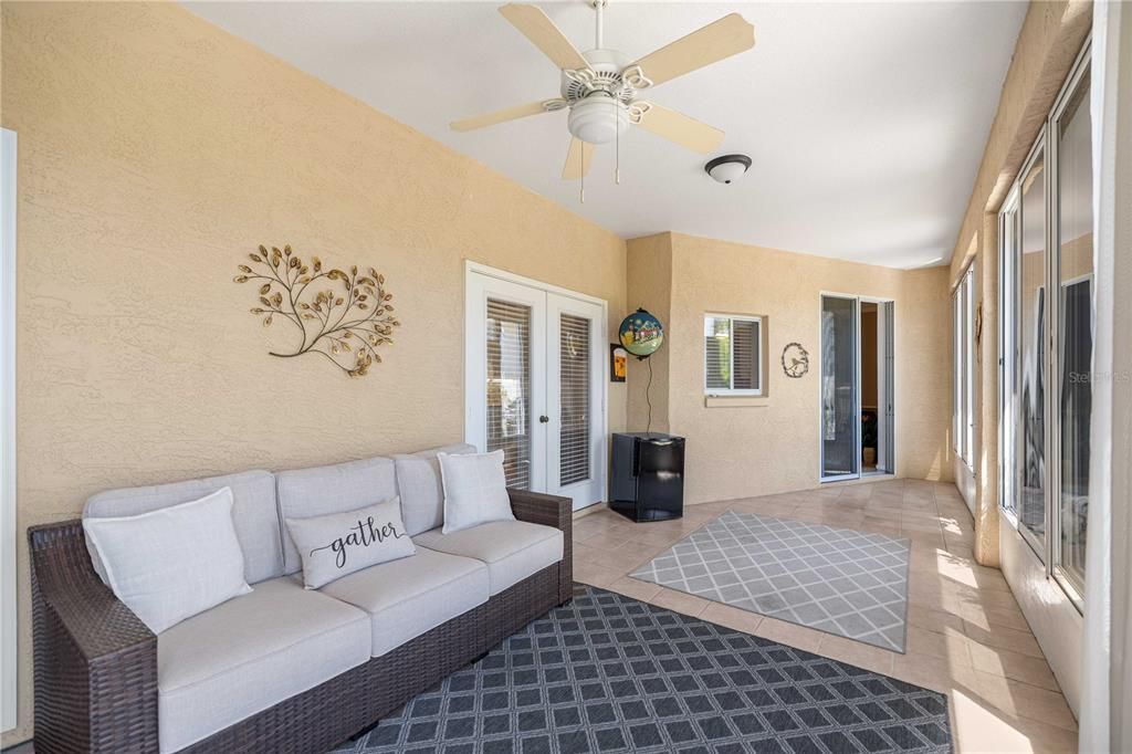 For Sale: $295,000 (2 beds, 2 baths, 1679 Square Feet)