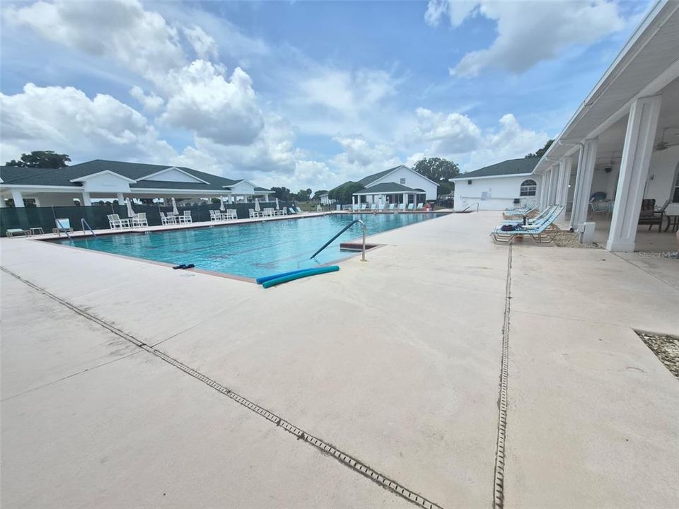 For Sale: $295,000 (2 beds, 2 baths, 1679 Square Feet)