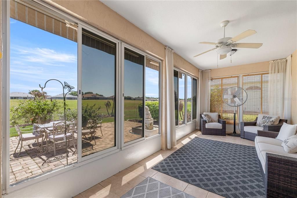 For Sale: $295,000 (2 beds, 2 baths, 1679 Square Feet)