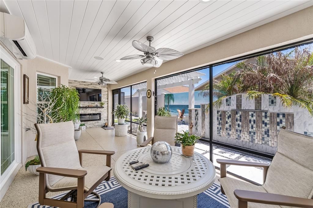 Active With Contract: $589,000 (3 beds, 2 baths, 1914 Square Feet)