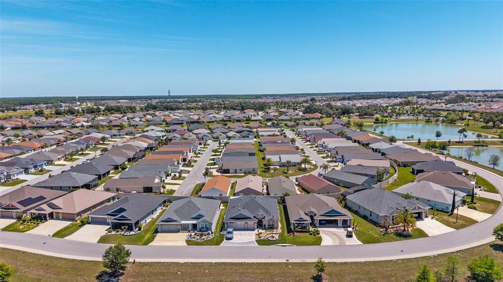 Active With Contract: $589,000 (3 beds, 2 baths, 1914 Square Feet)