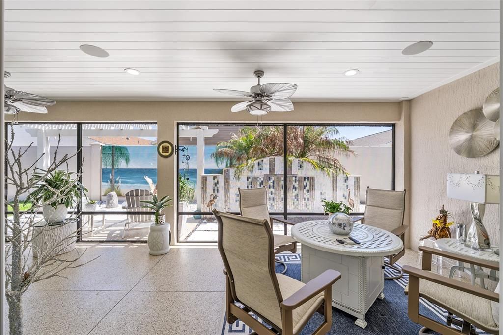 Active With Contract: $589,000 (3 beds, 2 baths, 1914 Square Feet)