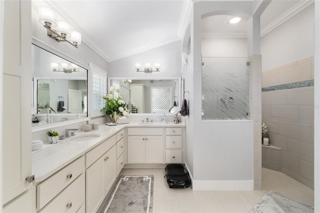 Active With Contract: $589,000 (3 beds, 2 baths, 1914 Square Feet)