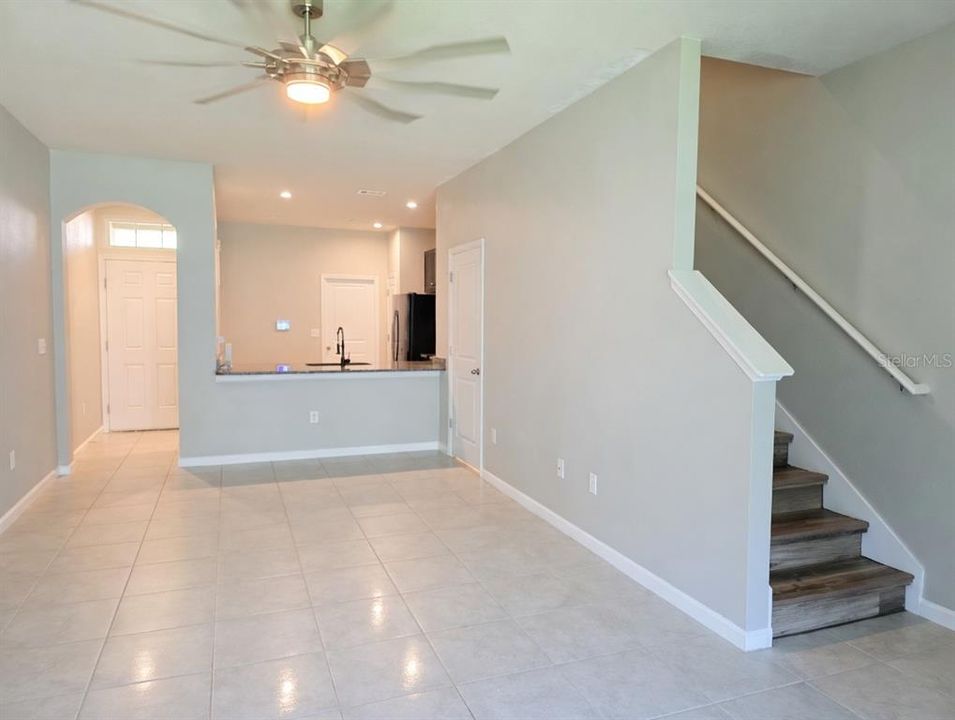 Active With Contract: $268,000 (2 beds, 2 baths, 1536 Square Feet)
