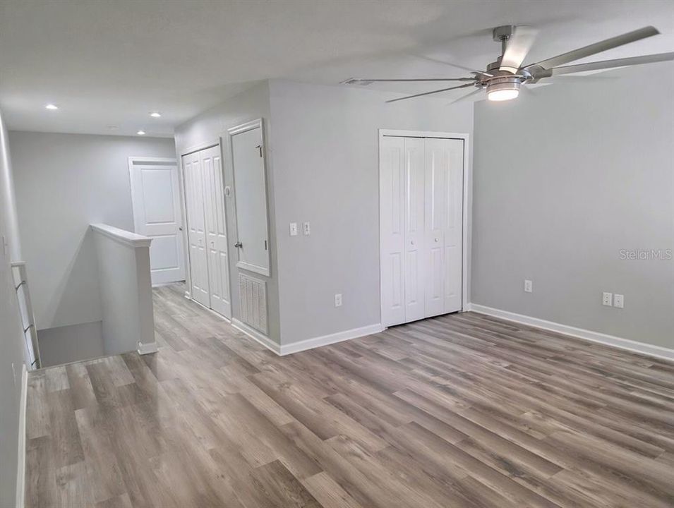 Active With Contract: $268,000 (2 beds, 2 baths, 1536 Square Feet)