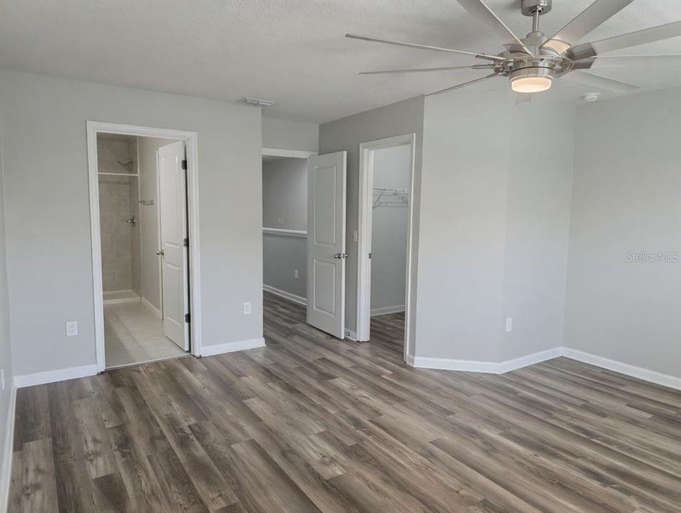 Active With Contract: $268,000 (2 beds, 2 baths, 1536 Square Feet)