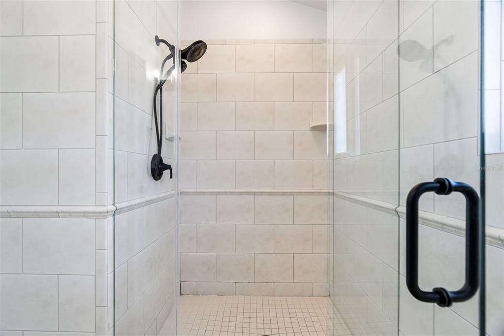 En Venta: $1,399,000 (3 camas, 3 baños, 1862 Pies cuadrados)