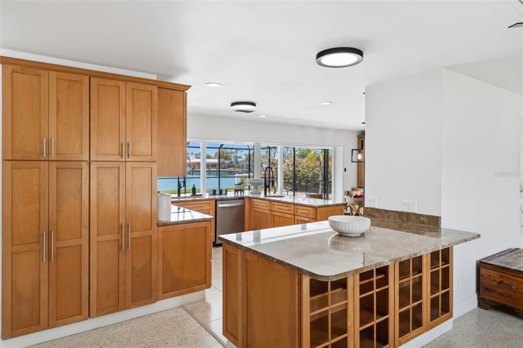 En Venta: $1,399,000 (3 camas, 3 baños, 1862 Pies cuadrados)