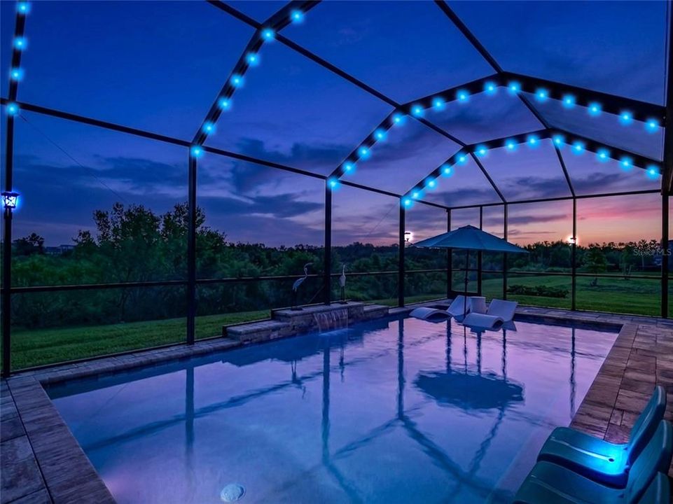 Под контрактом: $535,000 (3 спален, 2 ванн, 1871 Квадратных фут)