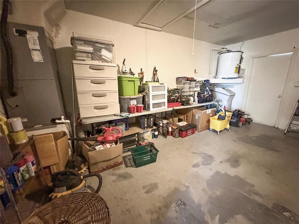 合同活跃: $247,500 (2 贝兹, 2 浴室, 1624 平方英尺)