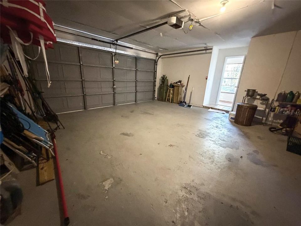合同活跃: $247,500 (2 贝兹, 2 浴室, 1624 平方英尺)