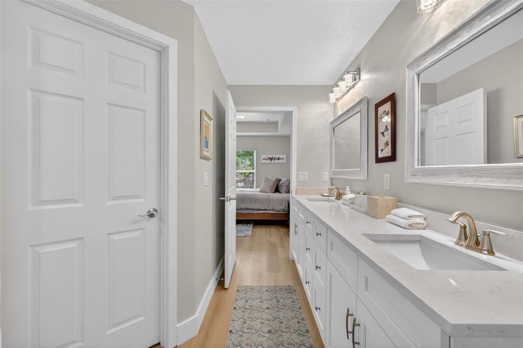 Active With Contract: $399,000 (3 beds, 2 baths, 1453 Square Feet)