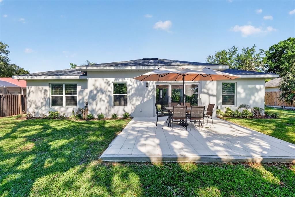 Active With Contract: $399,000 (3 beds, 2 baths, 1453 Square Feet)