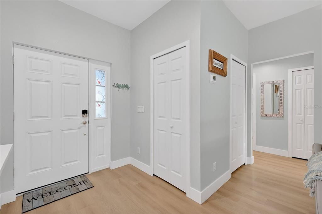 Active With Contract: $399,000 (3 beds, 2 baths, 1453 Square Feet)