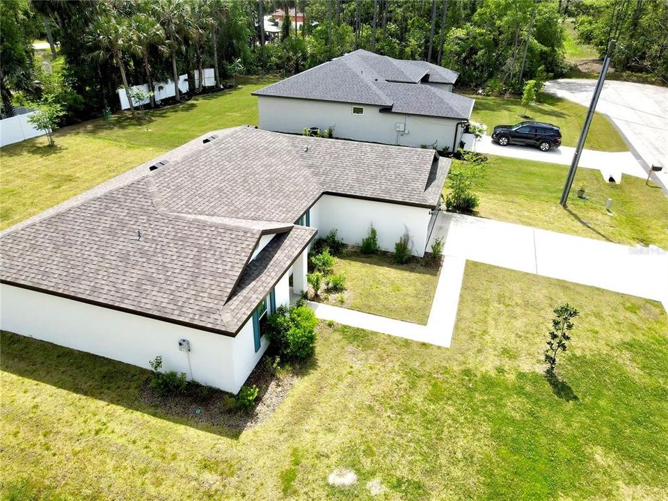 Activo con contrato: $296,900 (3 camas, 2 baños, 1463 Pies cuadrados)