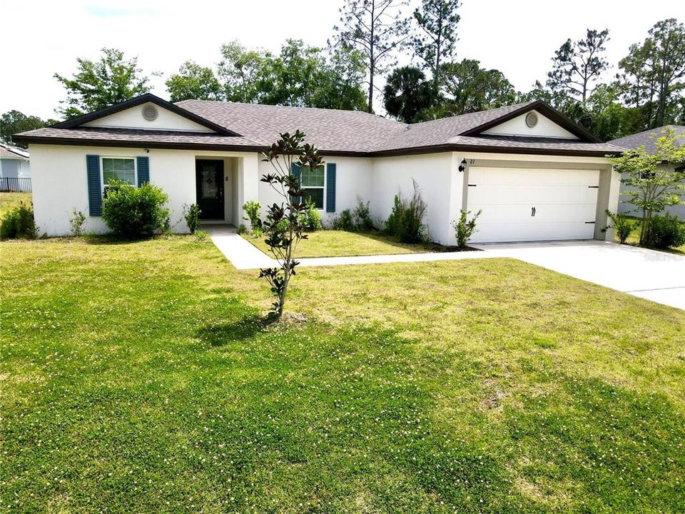 Activo con contrato: $296,900 (3 camas, 2 baños, 1463 Pies cuadrados)