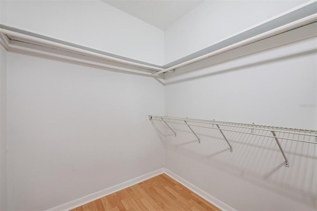 Activo con contrato: $164,900 (1 camas, 1 baños, 600 Pies cuadrados)