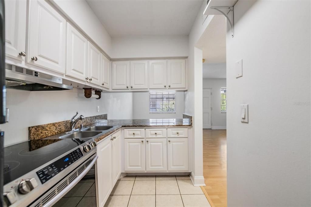 Activo con contrato: $164,900 (1 camas, 1 baños, 600 Pies cuadrados)