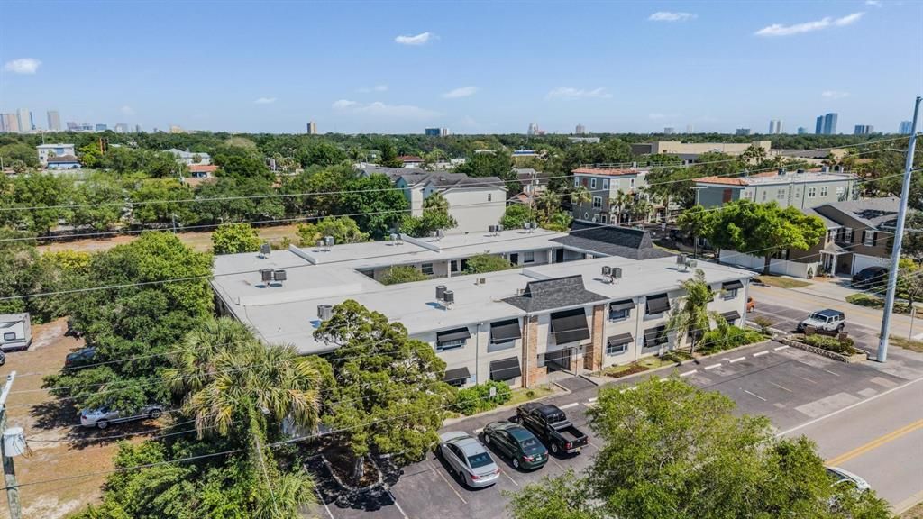 Activo con contrato: $164,900 (1 camas, 1 baños, 600 Pies cuadrados)