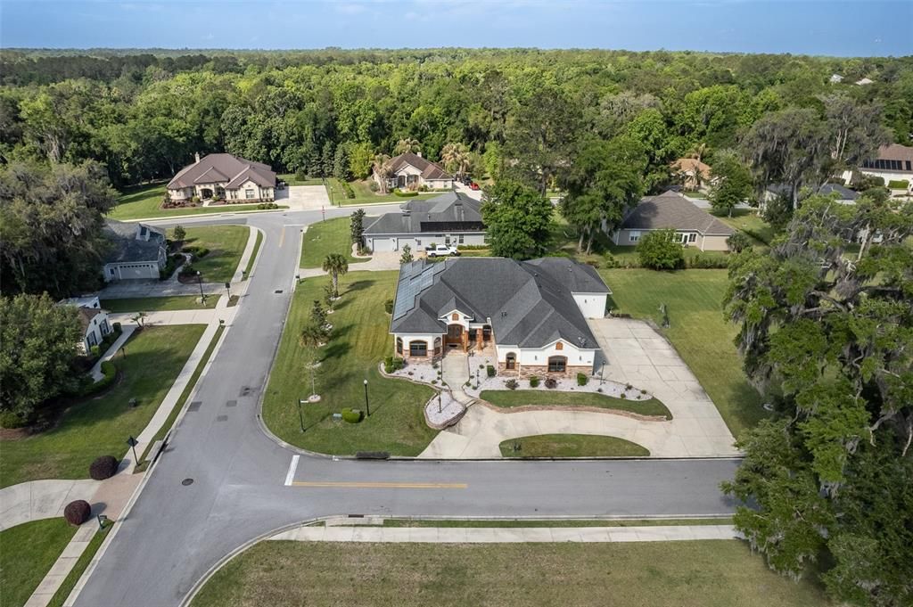 For Sale: $1,400,000 (5 beds, 4 baths, 4358 Square Feet)