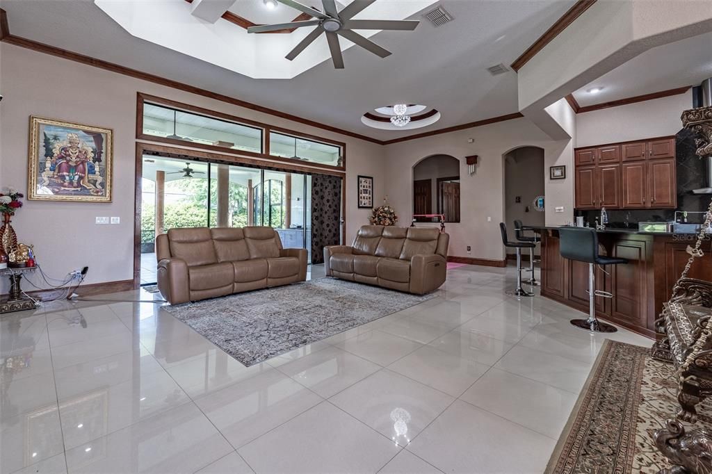 For Sale: $1,400,000 (5 beds, 4 baths, 4358 Square Feet)