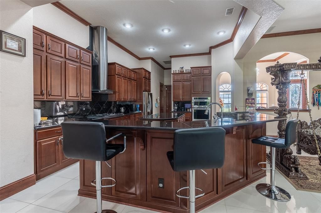 For Sale: $1,400,000 (5 beds, 4 baths, 4358 Square Feet)