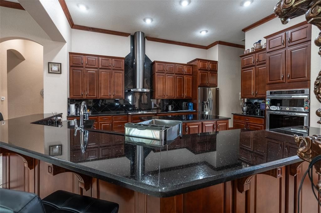 For Sale: $1,400,000 (5 beds, 4 baths, 4358 Square Feet)