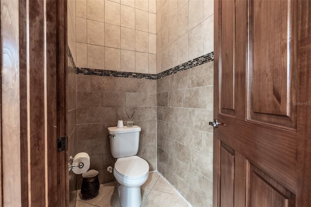 For Sale: $1,400,000 (5 beds, 4 baths, 4358 Square Feet)