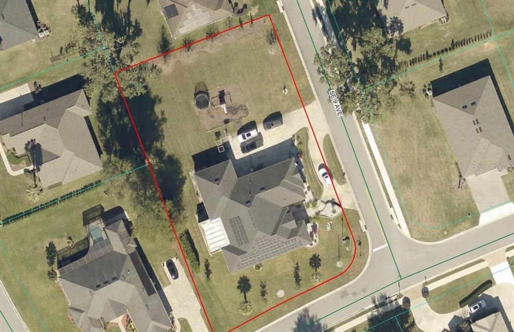 For Sale: $1,400,000 (5 beds, 4 baths, 4358 Square Feet)