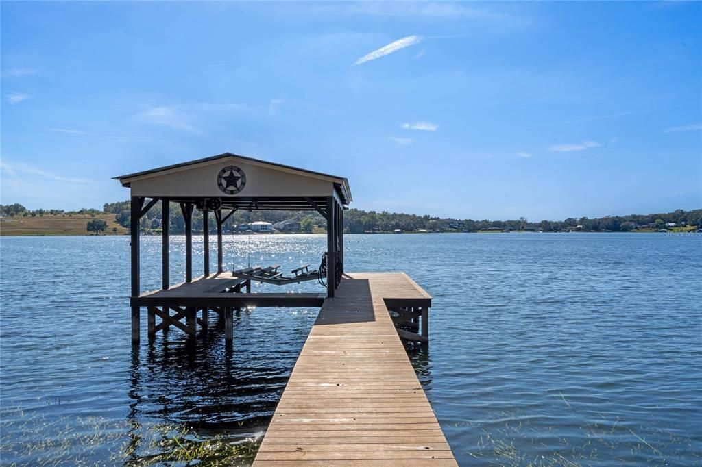 For Sale: $2,299,000 (6 beds, 4 baths, 4229 Square Feet)