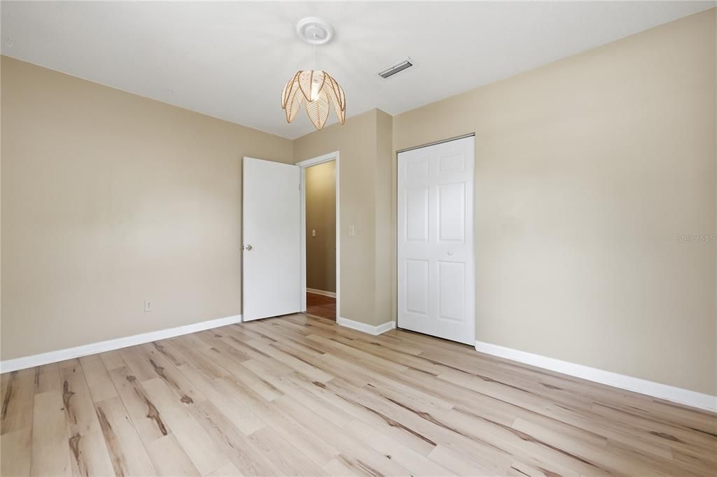 Active With Contract: $279,000 (3 beds, 2 baths, 1249 Square Feet)
