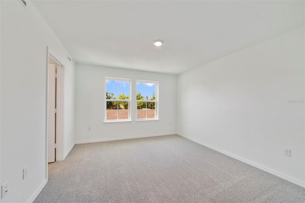 На продажу: $481,990 (4 спален, 2 ванн, 1711 Квадратных фут)