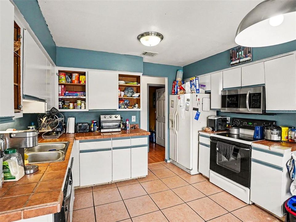 En Venta: $335,000 (3 camas, 2 baños, 1286 Pies cuadrados)