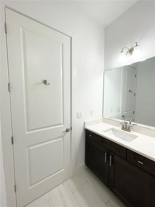 В аренду: $3,500 (3 спален, 3 ванн, 2497 Квадратных фут)