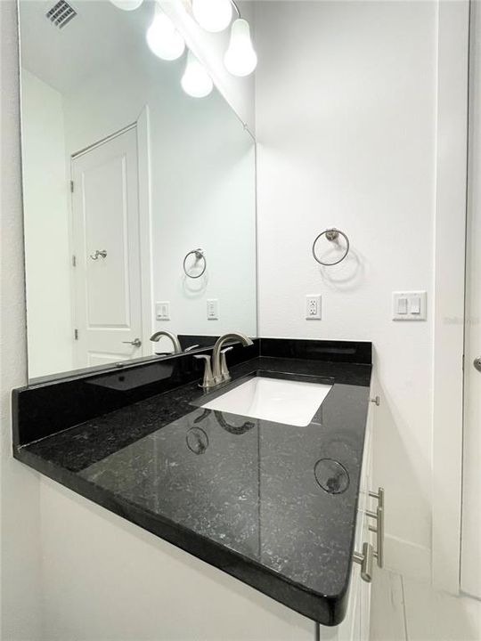 В аренду: $3,500 (3 спален, 3 ванн, 2497 Квадратных фут)