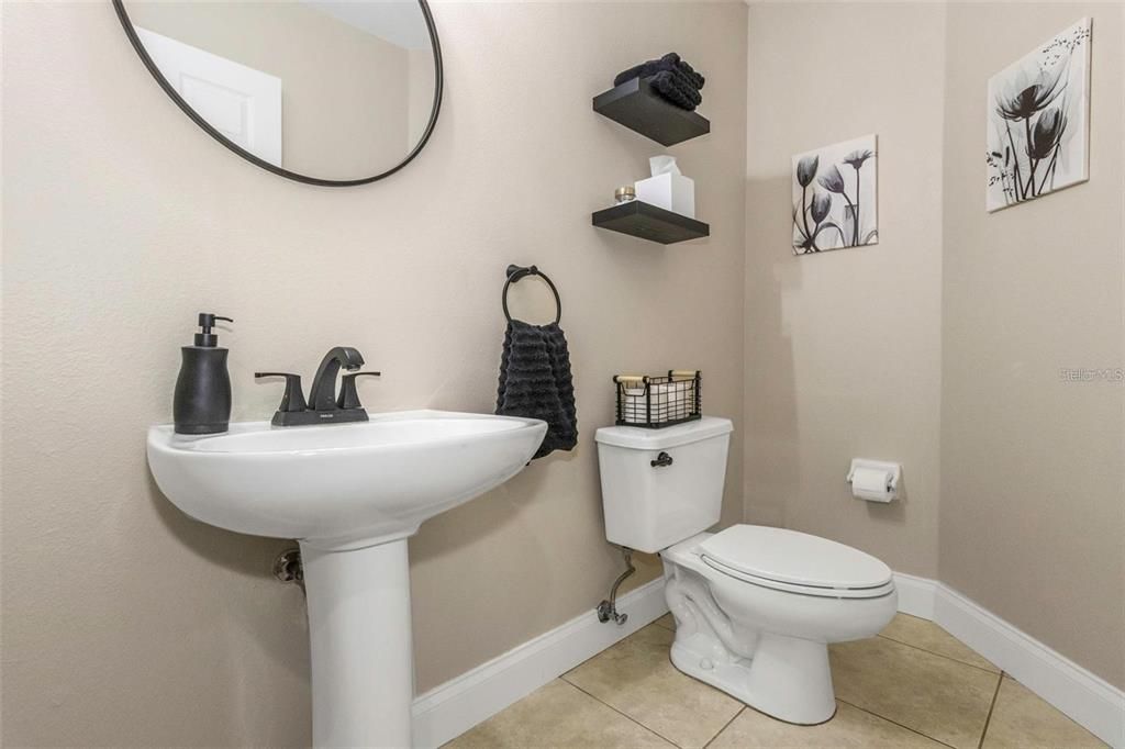 For Sale: $1,125,000 (5 beds, 3 baths, 4227 Square Feet)
