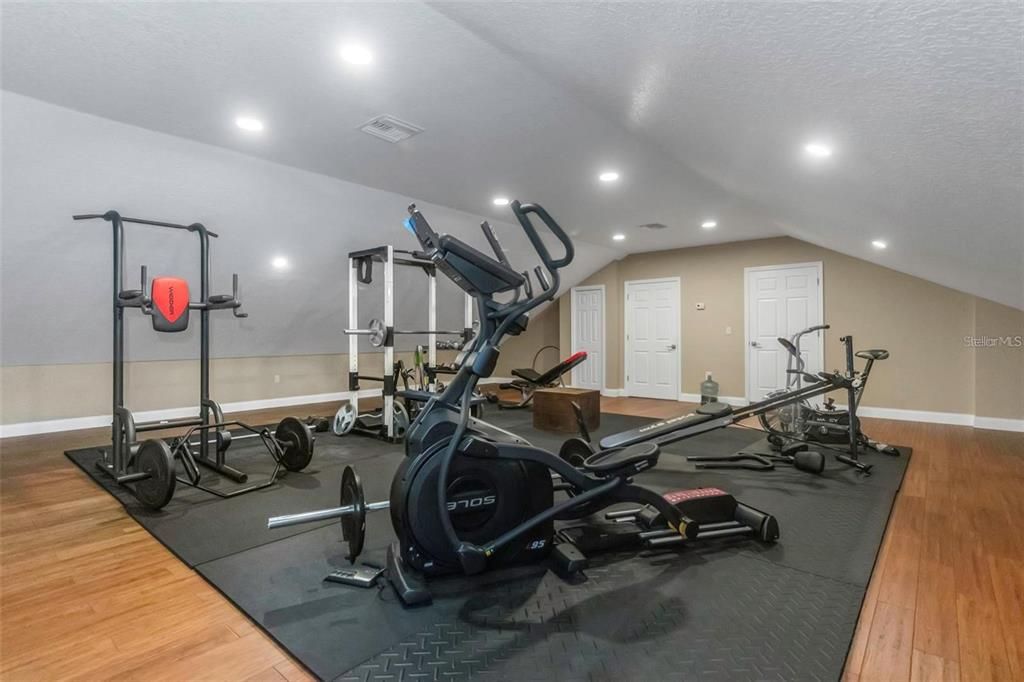 For Sale: $1,125,000 (5 beds, 3 baths, 4227 Square Feet)