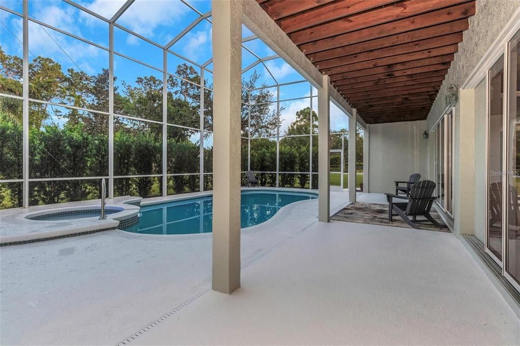 For Sale: $1,125,000 (5 beds, 3 baths, 4227 Square Feet)