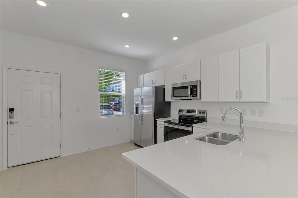 En Venta: $249,000 (2 camas, 2 baños, 1238 Pies cuadrados)