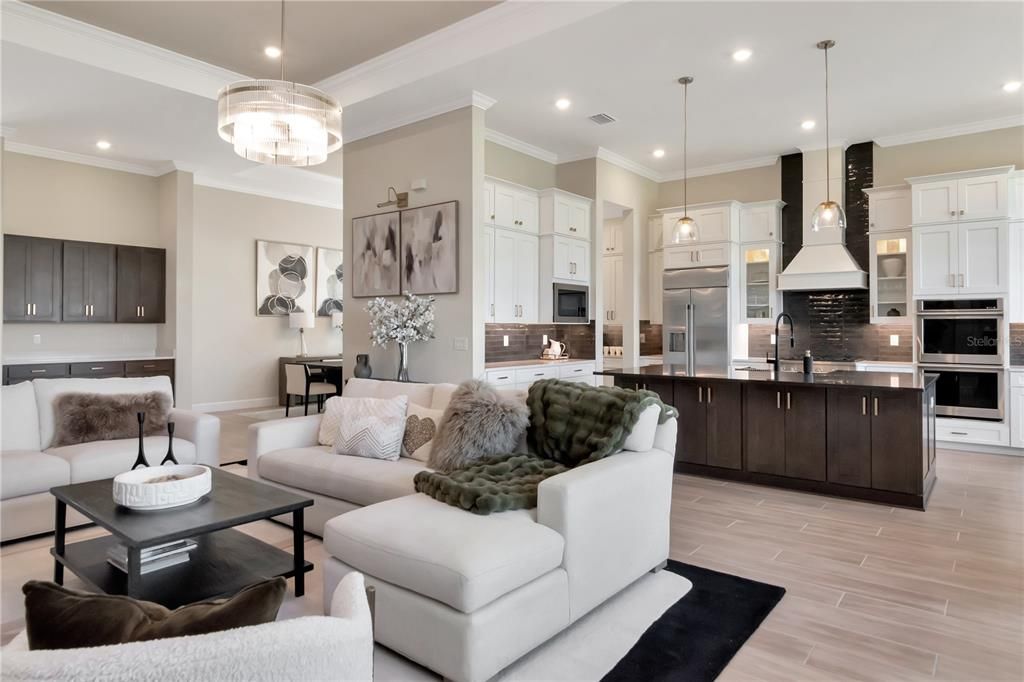 Active With Contract: $875,000 (3 beds, 3 baths, 3062 Square Feet)