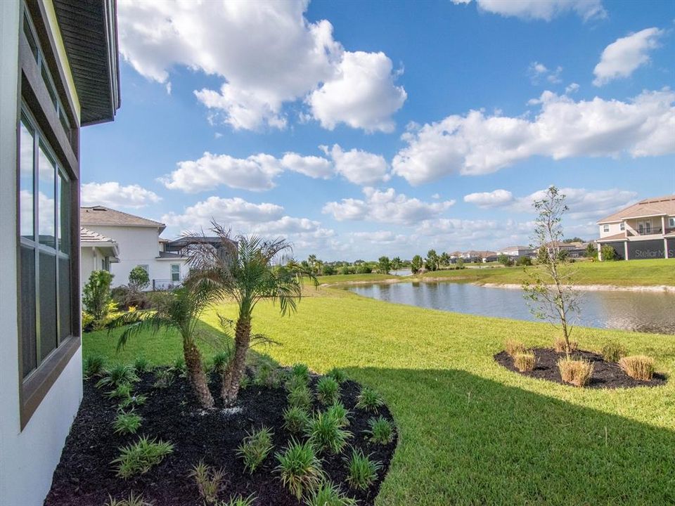 Active With Contract: $875,000 (3 beds, 3 baths, 3062 Square Feet)