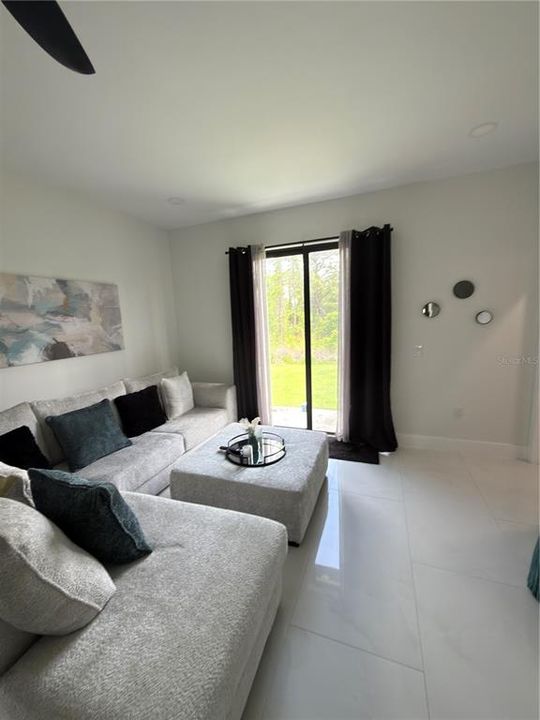 For Sale: $309,500 (3 beds, 2 baths, 1208 Square Feet)