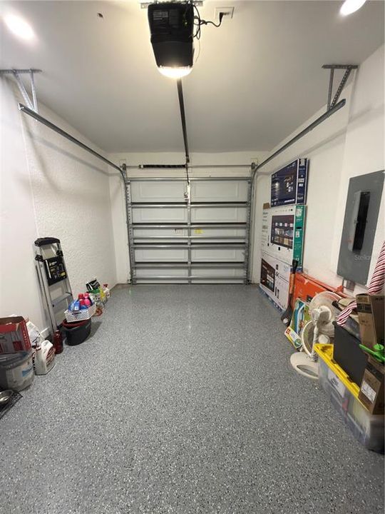 For Sale: $309,500 (3 beds, 2 baths, 1208 Square Feet)